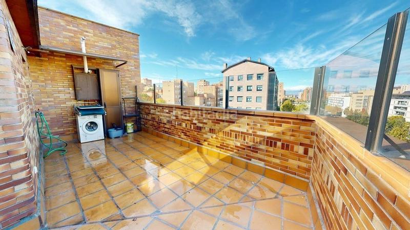 Foto 4ac4dcbf-5201-4cf0-ad74-263b8b4e23d6. Rent penthouse with heating parking pool in Valdezarza Madrid
