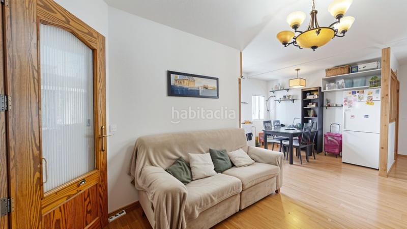 Foto 1b85c62b-e728-4052-a724-15074cd8f386. Pis amb calefacció a Tres Olivos-Valverde Madrid