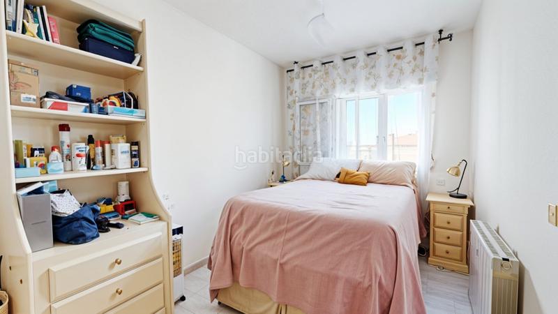 Foto 1f1bed76-dbee-4ef7-8cc8-c3ea424a0e8b. Pis amb calefacció a Tres Olivos-Valverde Madrid