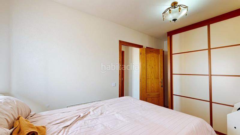 Foto 5b348cb3-72d5-4a8f-81b4-1d3f16ebb808. Pis amb calefacció a Tres Olivos-Valverde Madrid