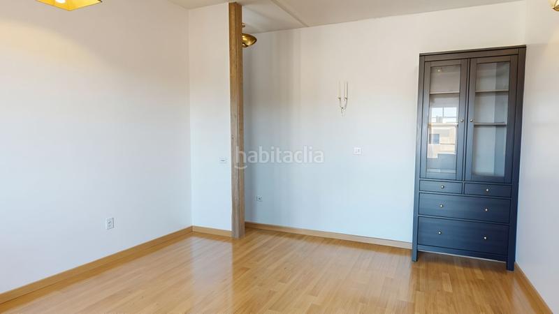 Foto 7eeccf3d-c2a5-4fda-bc12-6efb84dae84e. Pis amb calefacció a Tres Olivos-Valverde Madrid