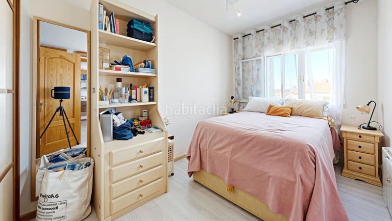 Foto ce95ab97-d3d0-41b5-8d7b-1a88e30ba757. Pis amb calefacció a Tres Olivos-Valverde Madrid