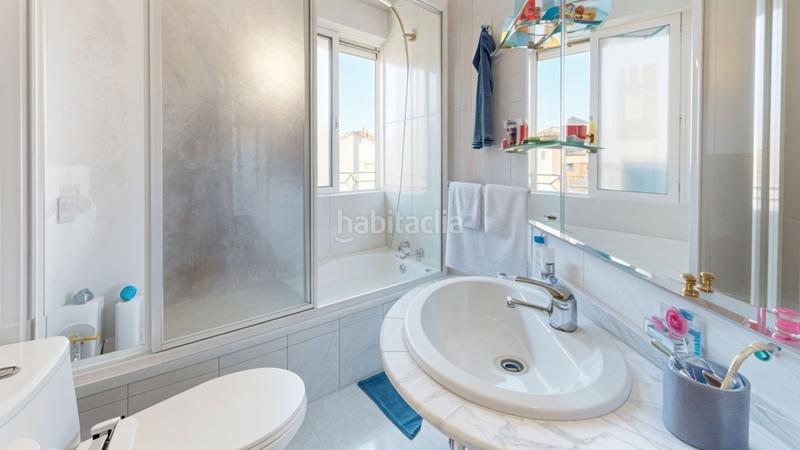 Foto fb581e15-8230-4dfd-87f1-092d6c8fb29b. Pis amb calefacció a Tres Olivos-Valverde Madrid