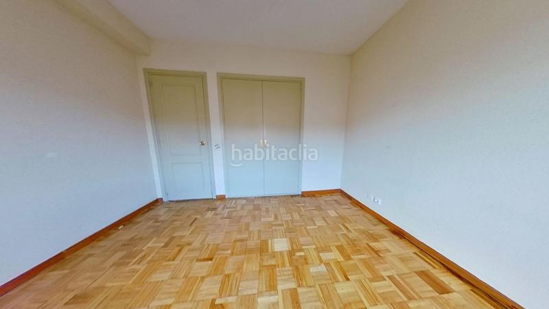Foto 346d3bea-38ea-4937-9438-69f89af49c29. Location appartement avec parking dans La Paz Madrid
