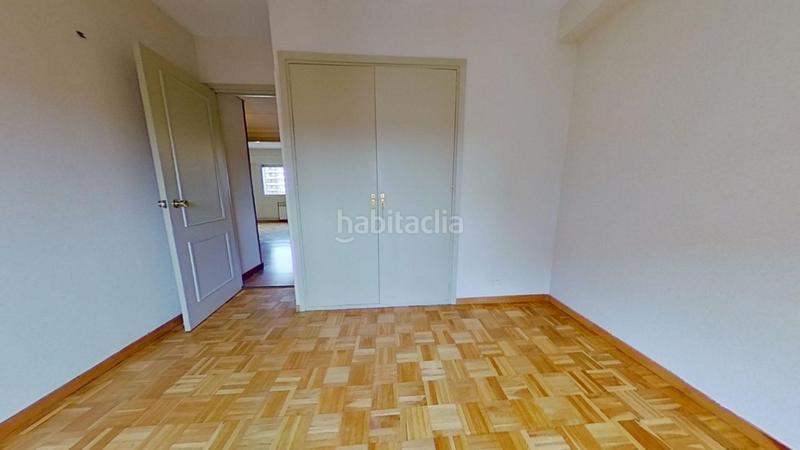 Foto 487b7231-91be-421c-80c3-e2c517f8f7ab. Location appartement avec parking dans La Paz Madrid