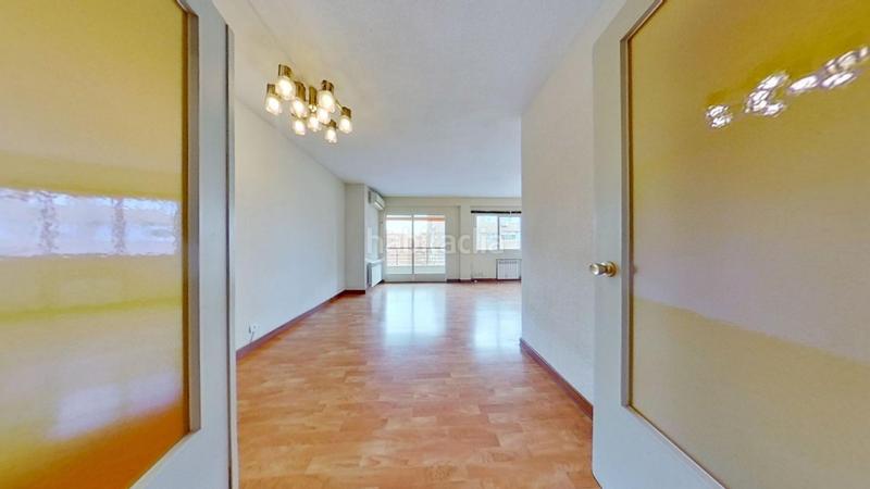 Foto e028bc51-616b-4e39-bce3-f1a8a7f9b5be. Location appartement avec parking dans La Paz Madrid