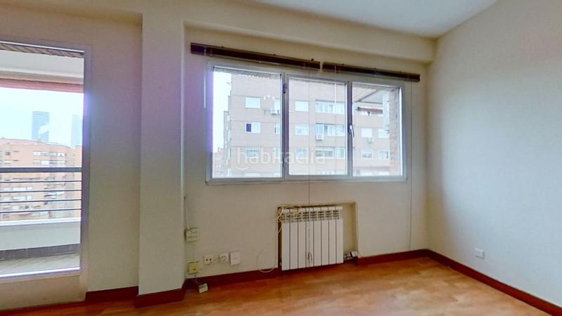 Foto 4fef8fc0-8f34-49bb-ac96-6a1b0664ad18. Miete etagenwohnung mit parking in La Paz Madrid