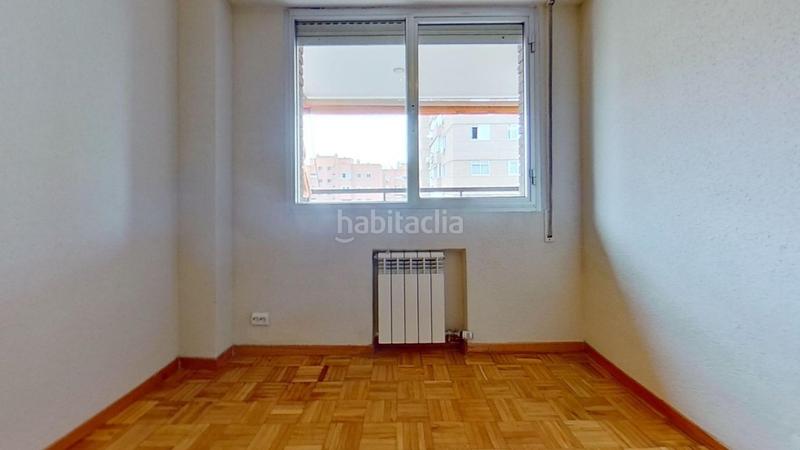 Foto 65fd7846-ad56-4ea2-b51d-8ab17155b1bb. Miete etagenwohnung mit parking in La Paz Madrid