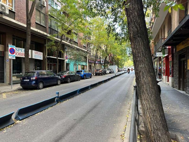 Foto 736247f2-7049-4dac-be3f-fdeebcab33c7. Lloguer local comercial a Arapiles Madrid