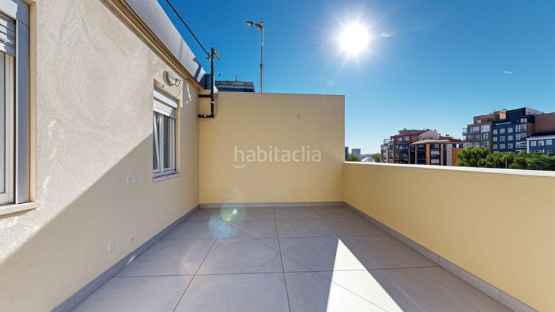 Foto 12403b86-853a-4fbd-bfff-a69f6583f7d8. Dachwohnung mit heizung in Moscardó Madrid