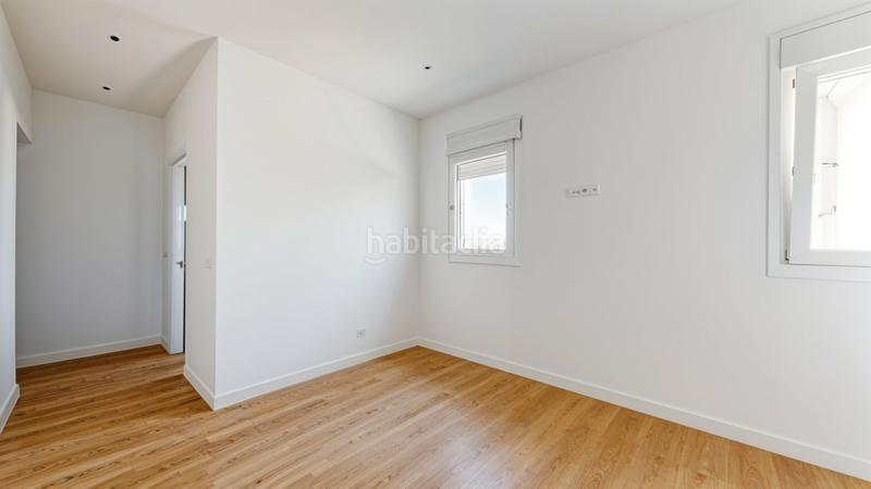 Foto b837eb09-a8e0-476c-9b3c-933460717637. Dachwohnung mit heizung in Moscardó Madrid