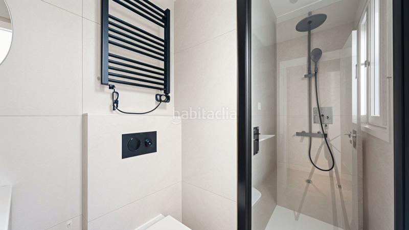 Foto c6fa2639-395b-42d1-9adb-180f07fa862c. Dachwohnung mit heizung in Moscardó Madrid