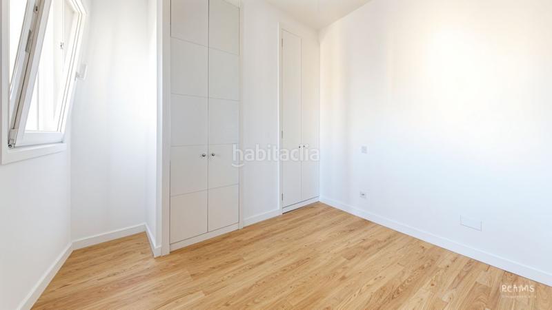 Foto fb3da5ec-5a35-44f9-b960-ee1208a0b827. Dachwohnung mit heizung in Moscardó Madrid