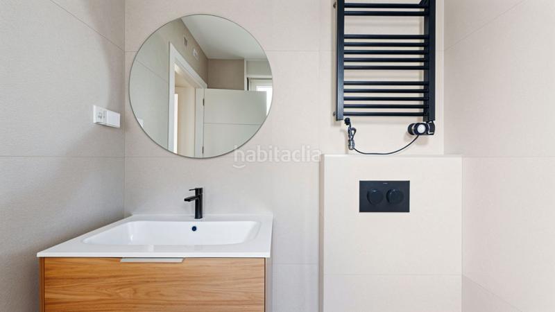 Foto 7017a533-9e04-43d7-87dd-89362677f6ee. Penthouse with heating in Moscardó Madrid