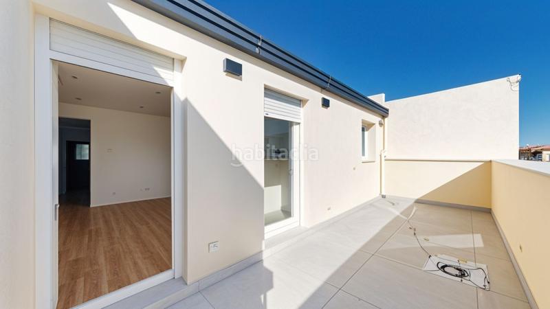 Foto d32f872f-526d-4114-abdd-88ba6f0e8b1b. Dachwohnung mit heizung in Moscardó Madrid