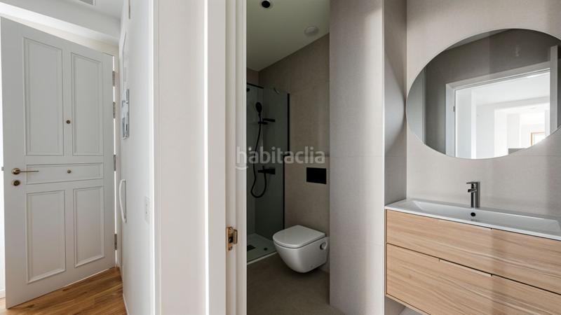 Foto b87ba3cc-0241-43a4-b92a-622d2502e8dd. Penthouse with heating in Moscardó Madrid