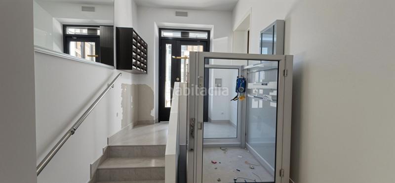 Foto de8fd6bf-13d2-42b1-aed6-b3dc6c3e3d93. Penthouse with heating in Moscardó Madrid