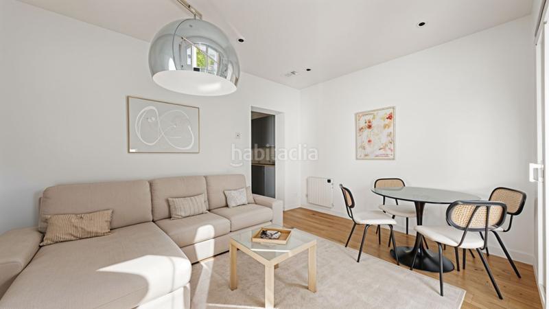 Foto 82300939-4209-46c7-9c66-294c16a64bce. Etagenwohnung mit heizung in Moscardó Madrid