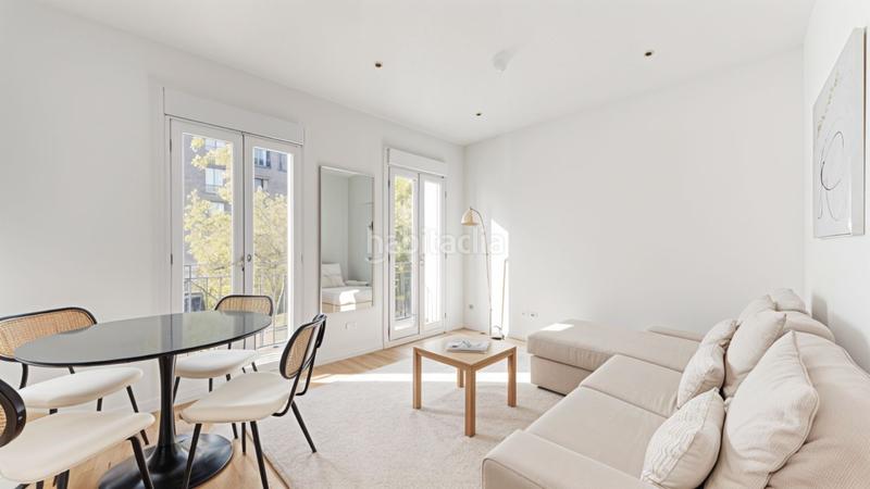 Foto f5cef6e4-a194-4d70-8bc2-d34424c3a043. Etagenwohnung mit heizung in Moscardó Madrid