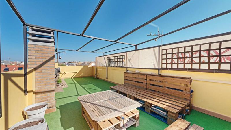 Foto 84233a4b-1770-4b99-bade-951617cef487. Ático servicheck vende exclusivo ático dúplex reformado con gran terraza y vistas panorámicas , ubicado en San Diego, puente de en Madrid