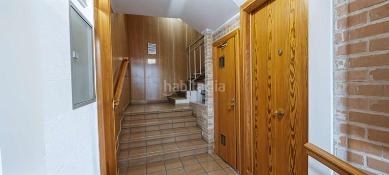 Foto a75f6806-c1b0-46cf-8e37-b88c59e27cf3. Ático servicheck vende exclusivo ático dúplex reformado con gran terraza y vistas panorámicas , ubicado en San Diego, puente de en Madrid