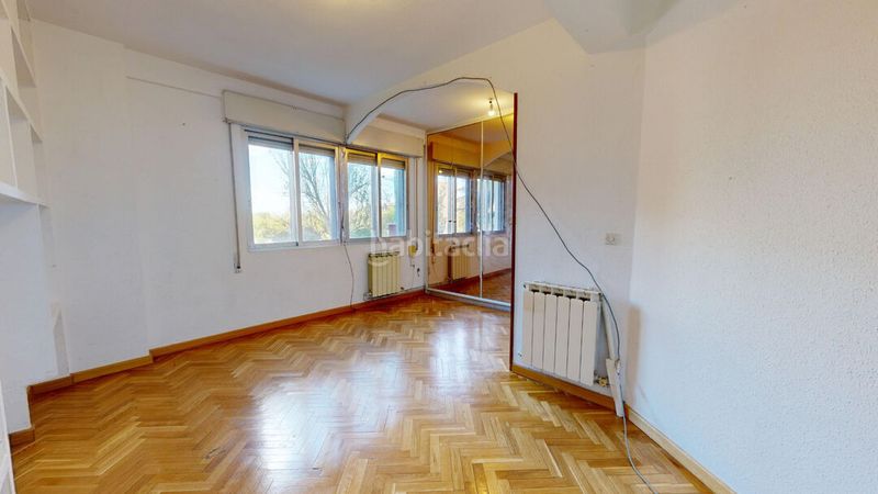 Foto f7bc4f4d-abc7-482f-b0d4-a97379b41c1e. Piso en Zona Centro Joven Alcorcón