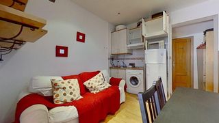 Pis  Calle de san raimundo