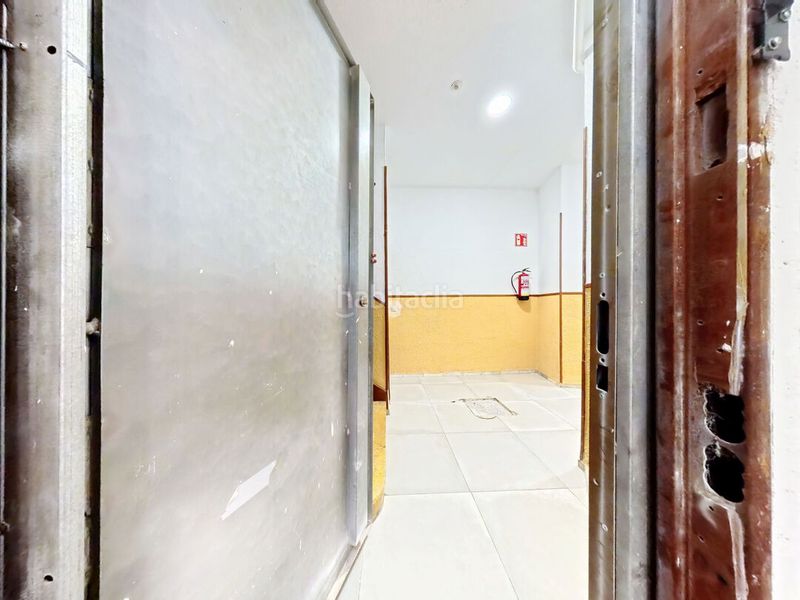 Foto fa9abbcd-7adf-4e93-9e86-89fee36e11f6. Pis amb calefacció a Palomeras Bajas Madrid