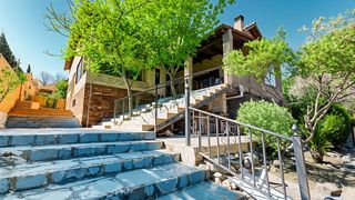 Chalet  Calle geranios. Exclusividad y vistas infinitas un oasis de lujo en montehermoso