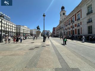 Location Appartement  Calle paz. Servicheck alquila coqueto piso en sol!!!!