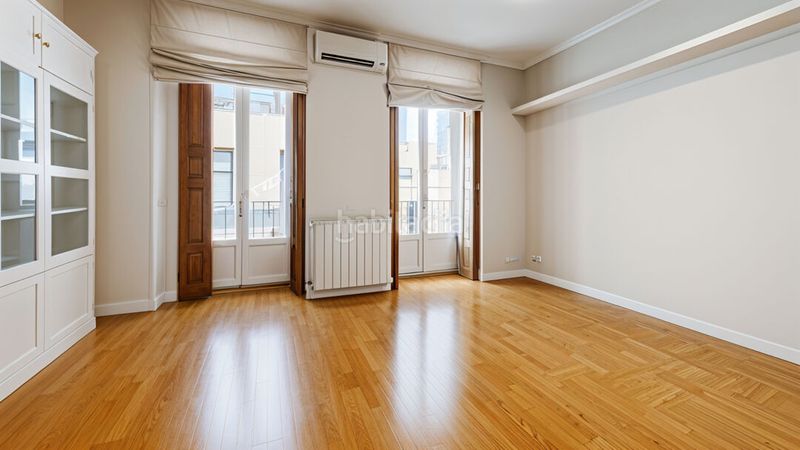 Foto a901ba4a-3b46-4e53-999a-c428766736aa. Pis amb calefacció a Embajadores-Lavapiés Madrid