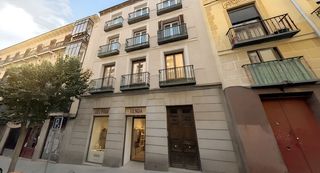 Flat in Calle de las fuentes 8