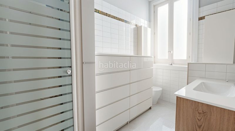 Foto ecba372b-f794-424a-8a3b-9699c0fa2afb. Pis amb calefacció a Embajadores-Lavapiés Madrid