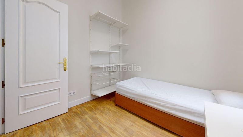 Foto 0f825d47-c2da-4f9f-842e-e4c678cd4927. Lloguer pis amb calefacció a Goya Madrid