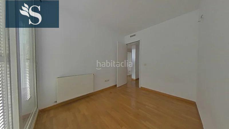 Foto e664a9cb-9ff1-49f6-a0e5-134e5ba285b0. Casa adossada amb calefacció aparcament piscina a Aranjuez