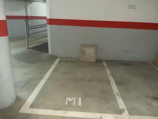 Parking coche en Morata de Tajuña. Garage de moto en morata de tajuña