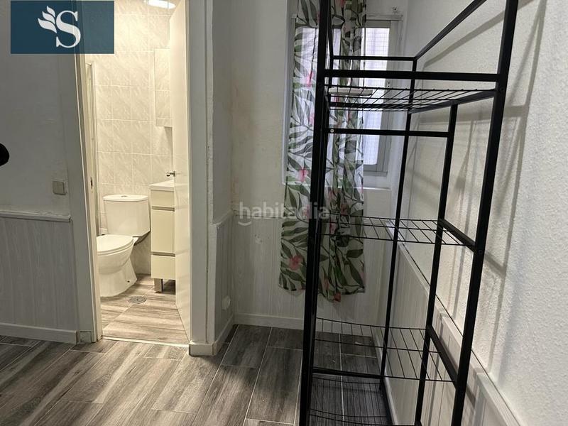Foto 6ce1f625-5663-4a71-a883-3f4e3861351a. Alquiler planta baja servicheck alquila coqueto piso en zona de usera!!! en Madrid