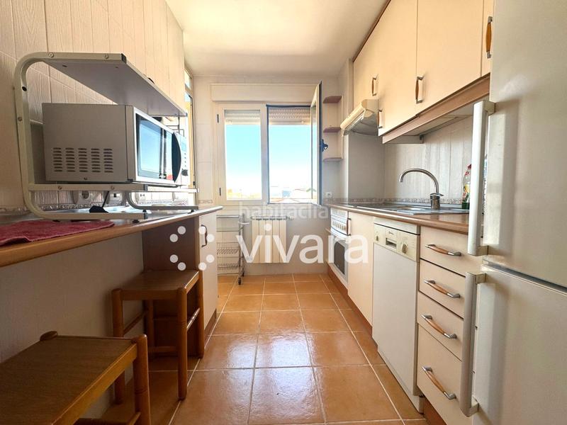 Foto 8e18b281-3825-401d-80c6-b1bd26fe13c1. Rent penthouse with heating parking in San Diego Madrid