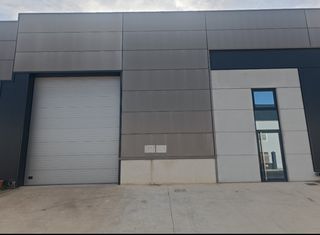 Alquiler Nave industrial en Alcantarilla. Nave de 350m2 nueva junto autovia