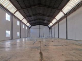 Miete Fabrikhalle in Alcantarilla. Nave con patio 1560m2 en p.oeste