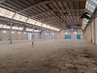Lloguer Nau industrial a El Pino. 6400m2 nave con muelle cerca molina