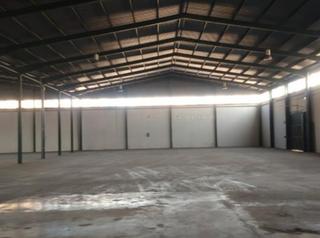 Lloguer Nau industrial a Alcantarilla. 4100m2 de nave con muelles y parcela en p.oeste