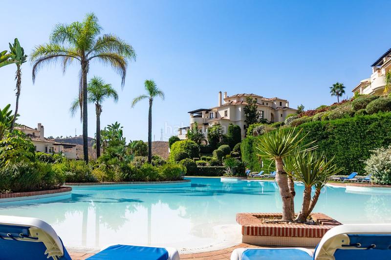 Foto b60f8a59-2cfd-4fca-9016-fd822bf2bbbc. Rent apartment with parking in los arqueros - puerto del almendro Benahavís