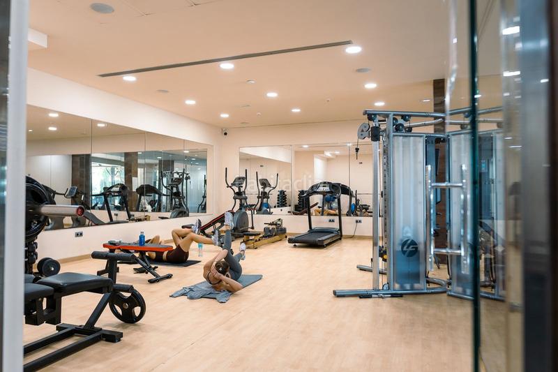 Foto 526d64e5-37a7-4ff8-b534-b2004d579dd3. Location appartement avec parking dans los arqueros - puerto del almendro Benahavís