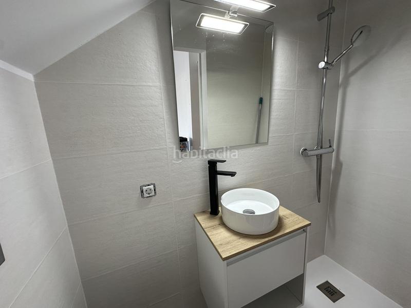 Foto 420240a7-fbe0-4c88-8629-ba2f9e1fef77. Alquiler local comercial en Calahonda Mijas