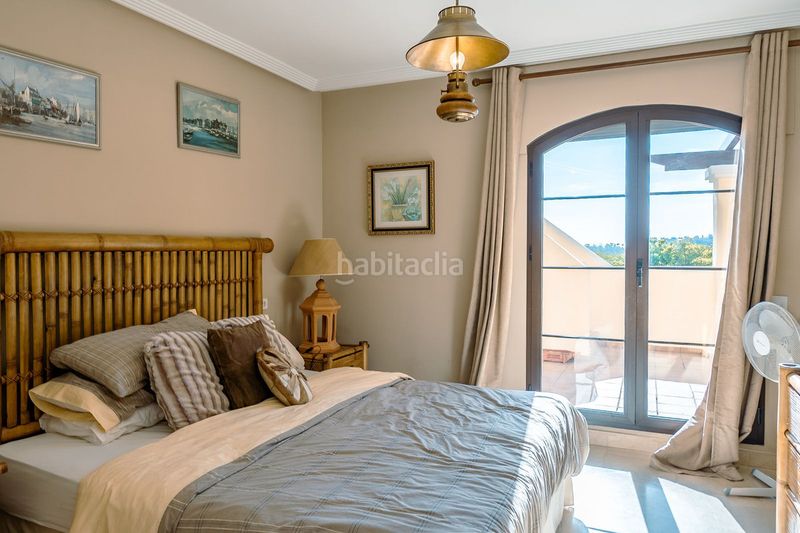 Foto 553651ff-90d6-469f-ac08-5f2f48c9faea. Àtic amb aparcament piscina a los arqueros - puerto del almendro Benahavís