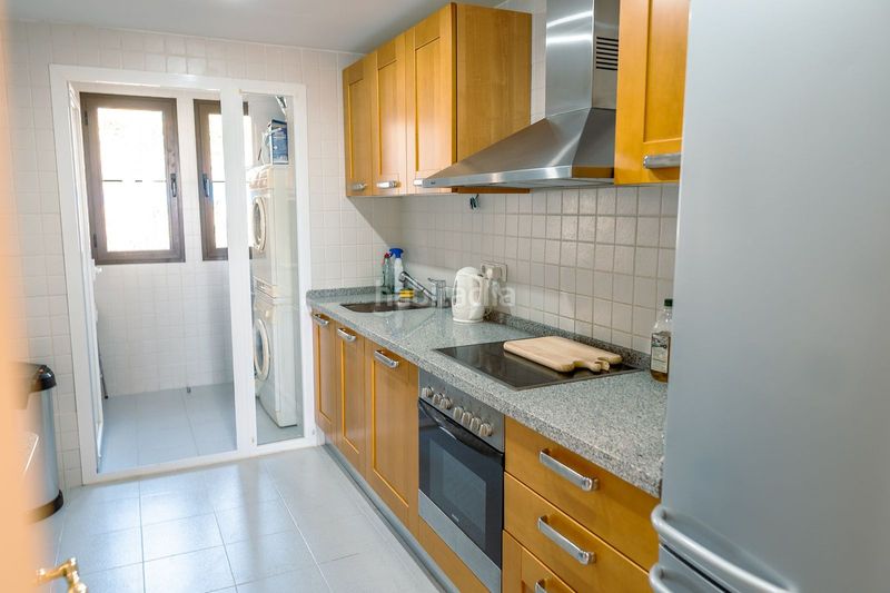 Foto 7f81b49d-5563-44e8-af38-1d25b70aabd1. Àtic amb aparcament piscina a los arqueros - puerto del almendro Benahavís