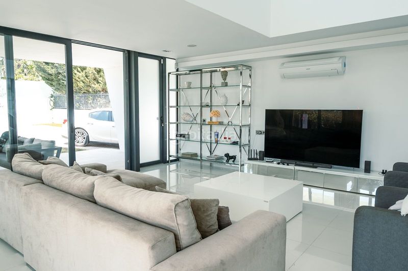 Foto b90e2a88-128d-4033-8f86-d105128d5cc5. Chalet en Los Naranjos Marbella