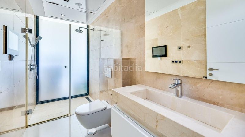Foto 994e6ca3-2493-44e0-8d74-96f28bd19817. Affitto chalet con parcheggio piscina in Los Naranjos Marbella
