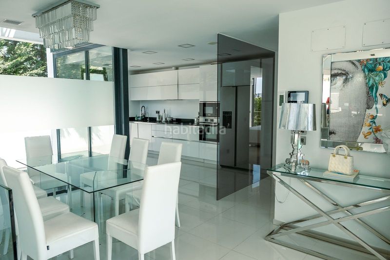 Foto d5909c45-9959-4de6-b8e9-5c41621e24bc. Affitto chalet con parcheggio piscina in Los Naranjos Marbella